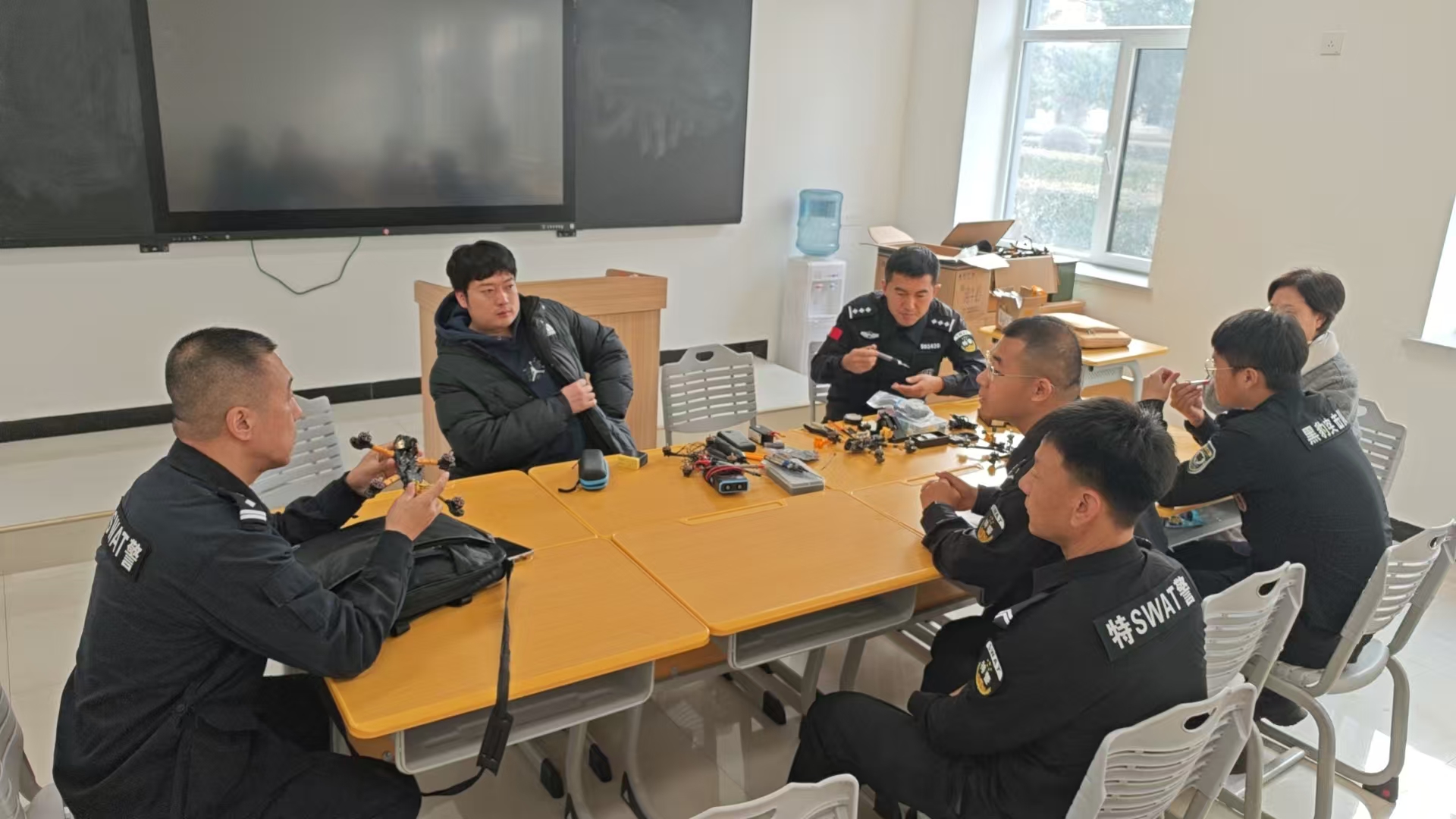 2999e3e1b8860a5e2847a969e732c34e 2999e3e1b8860a5e2847a969e732c34e